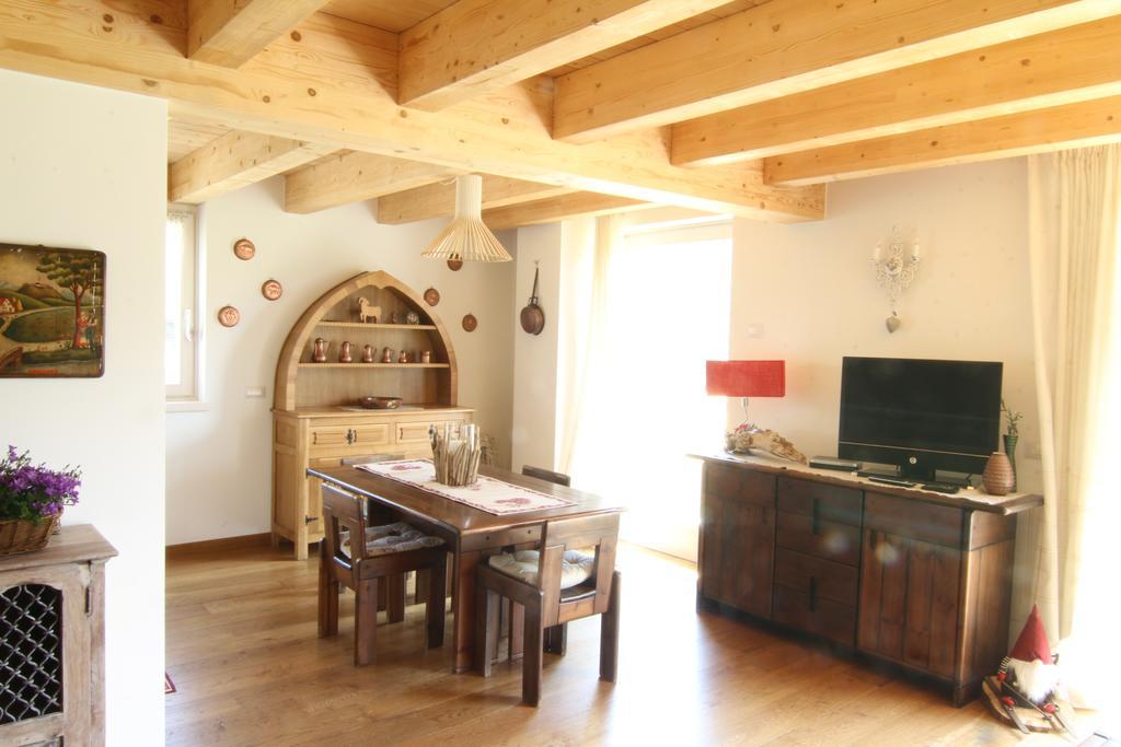 Dolomiti Di Brenta House 2 Villa Madonna di Campiglio Bagian luar foto